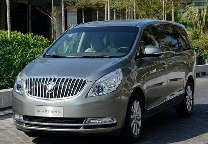 国庆租车价格涨5张且至少租一周